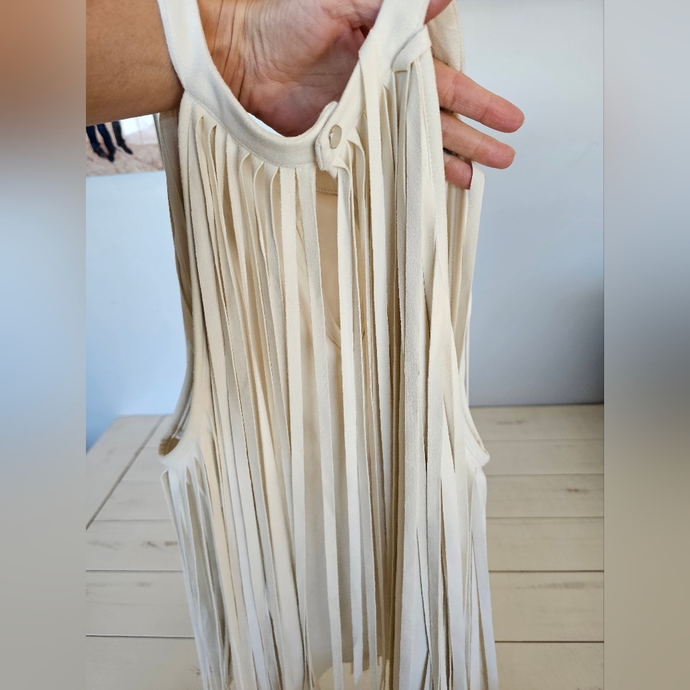 Idyllwind-  Madie Faux Suede Fringe Tank - Picture 4 of 9